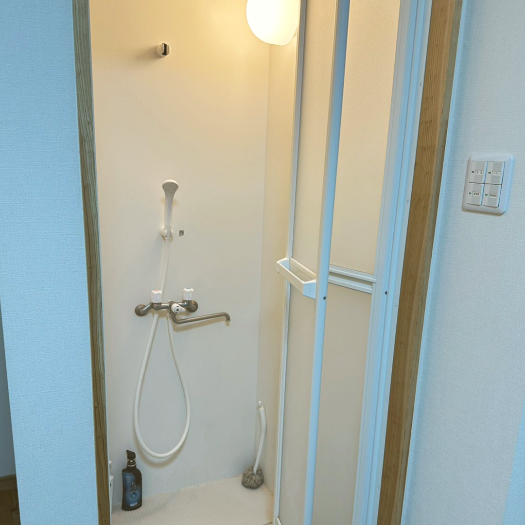 研修施設 シャワー室